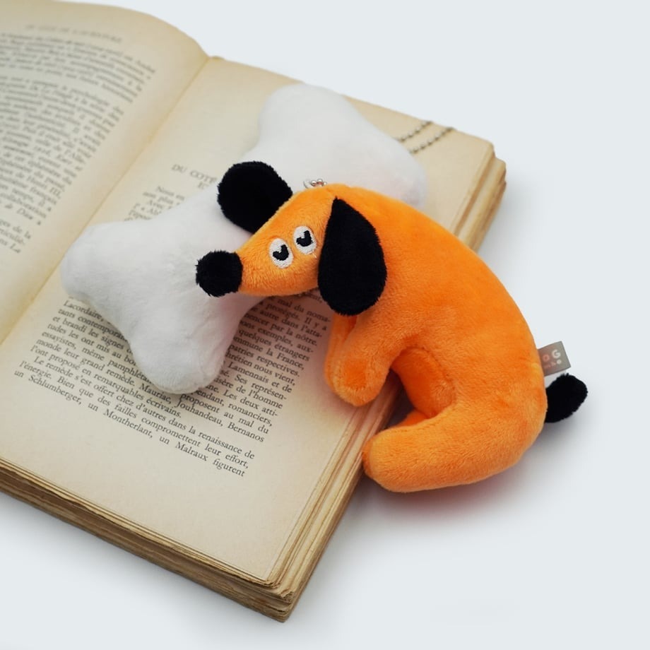 預購┃Umao 晚安 睡覺 狗狗 抱抱 骨頭 磁吸 吊飾