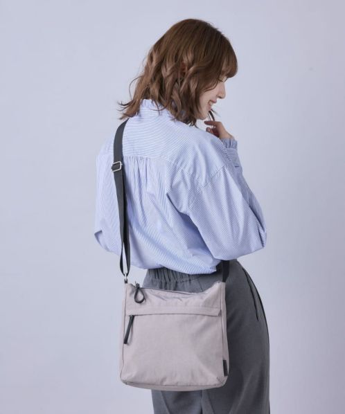 【預訂】 J0811901 Lega Largo  肩背包 LH-F3451