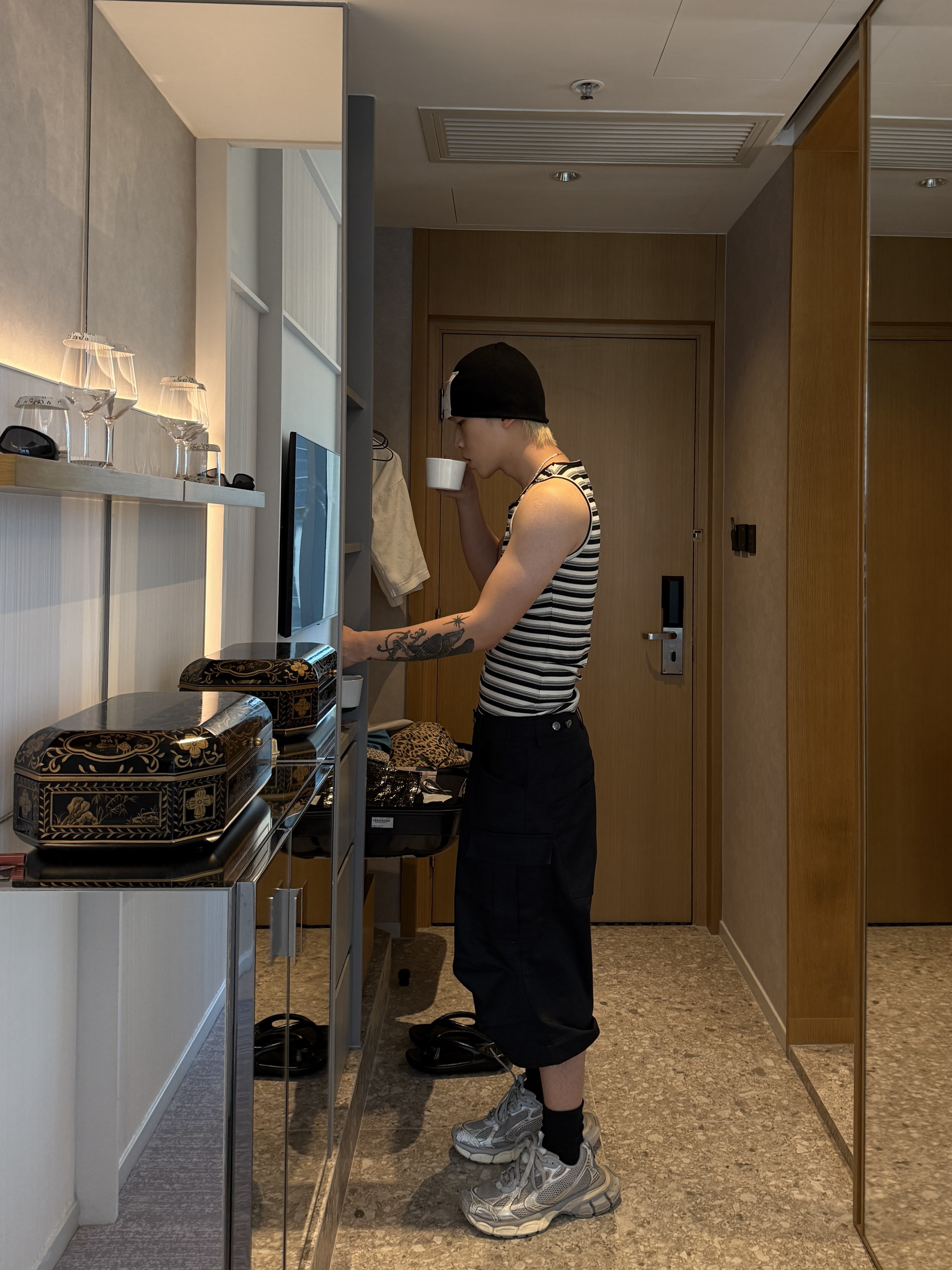 SYO X廓形橫條紋理背心 X-Silhouette Textured Striped Vest