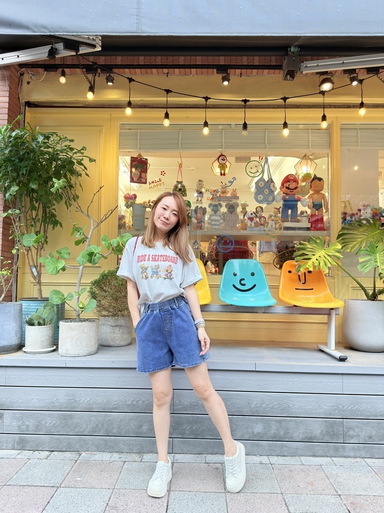 寬腰頭深藍牛仔短褲