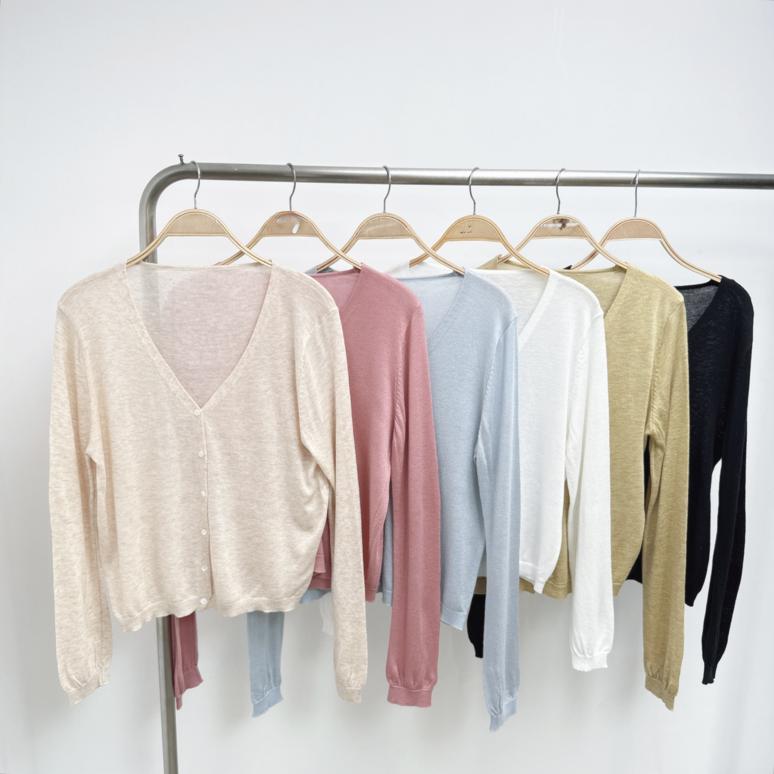 薄針織開鈕外套 (T42-T47)