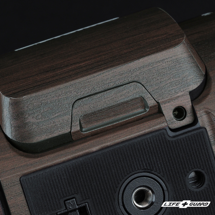 LIFE+GUARD 貼膜安裝示意，適用 Profoto B10X