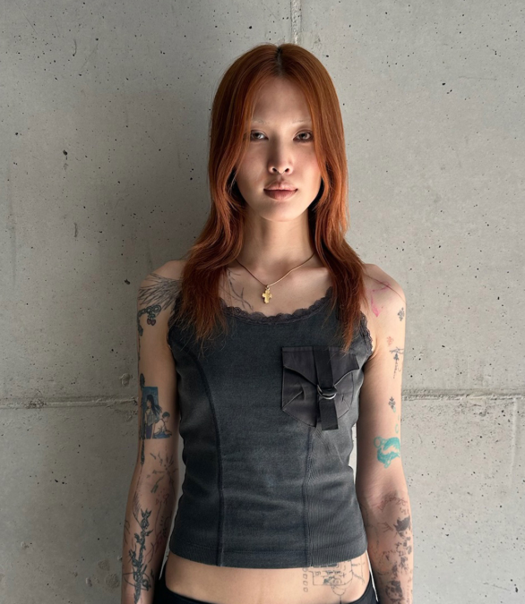 Mischief  MSCHF  許光漢、秀智愛牌 /  LACE STRAP SLEEVELESS_CHARCOAL 蕾絲肩帶上衣 / AUG25