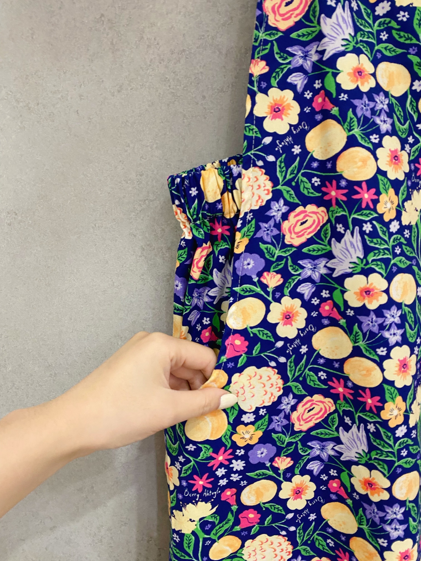 深藍花園 媽咪大口袋吊帶短裙