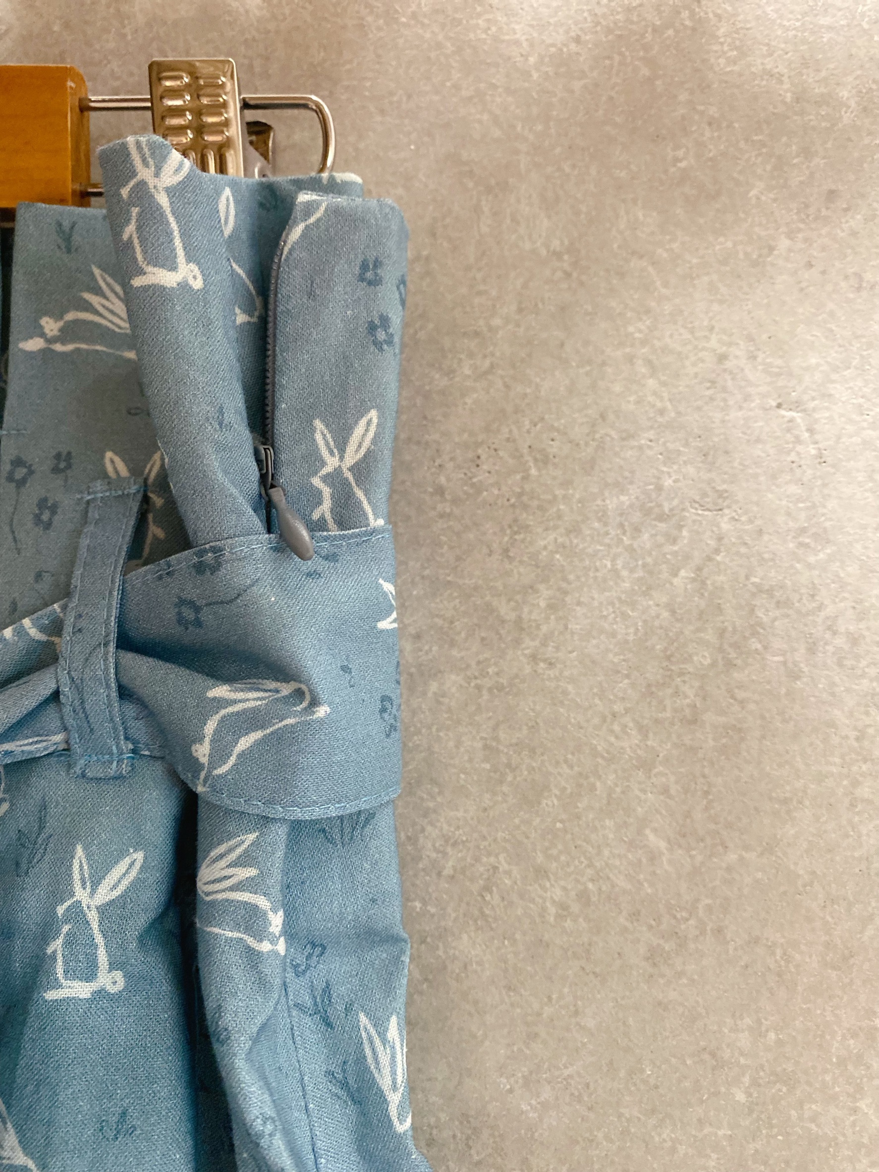 水藍兔兔 花苞長裙