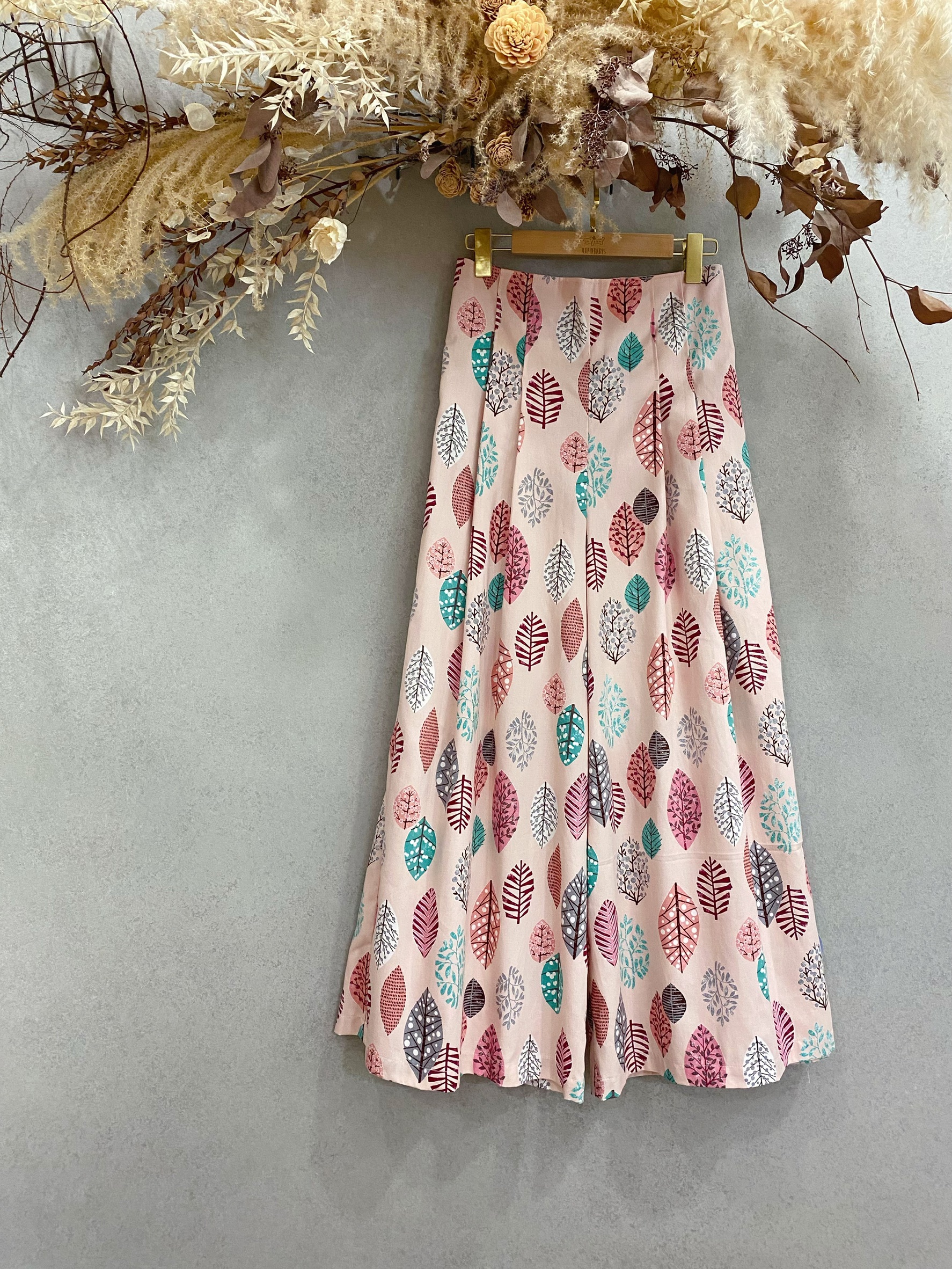 粉紅樹林 絲巾綁帶長寬褲