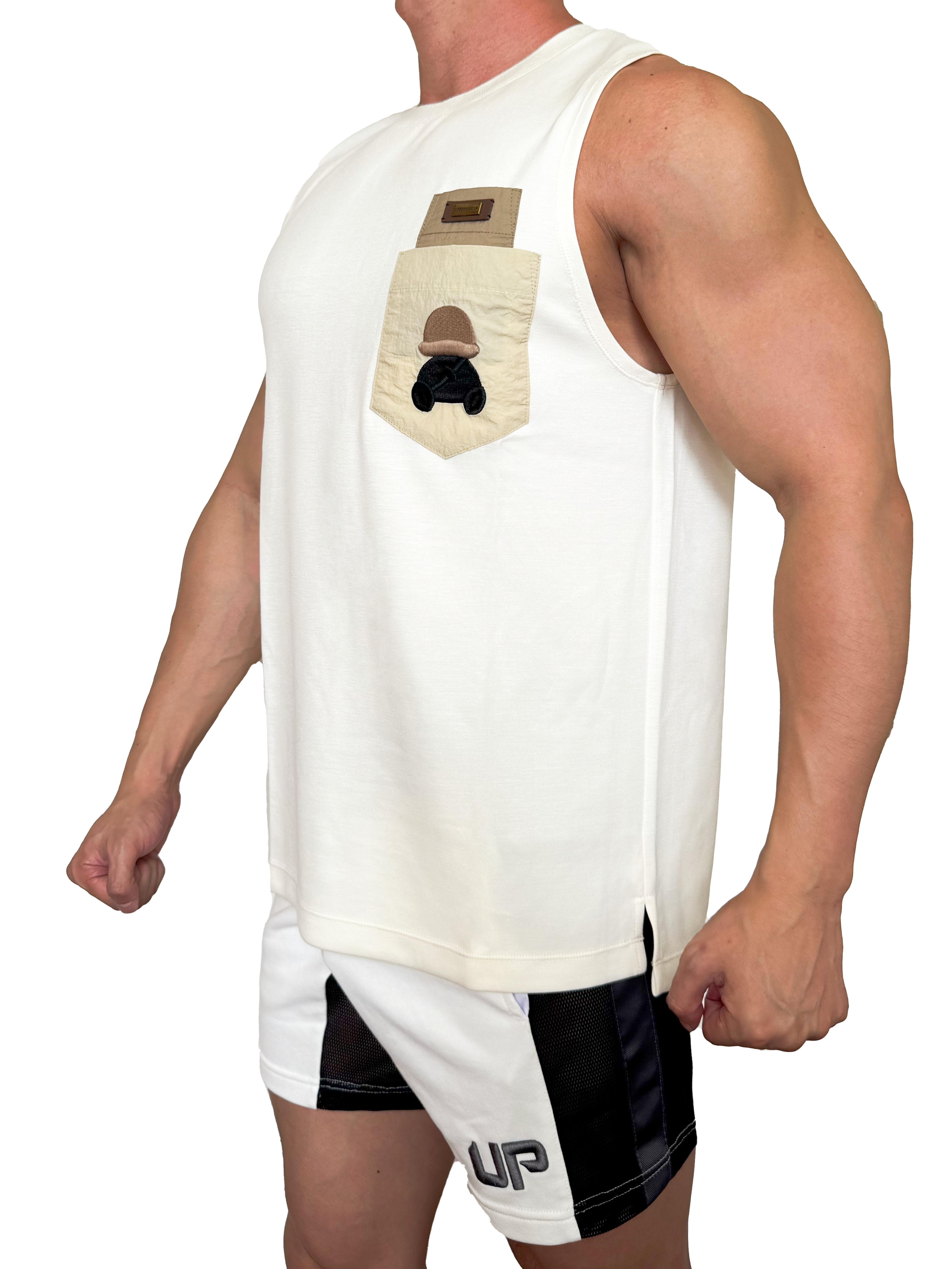 2025 全新系列 - Bear Vest 寬肩背心 米白