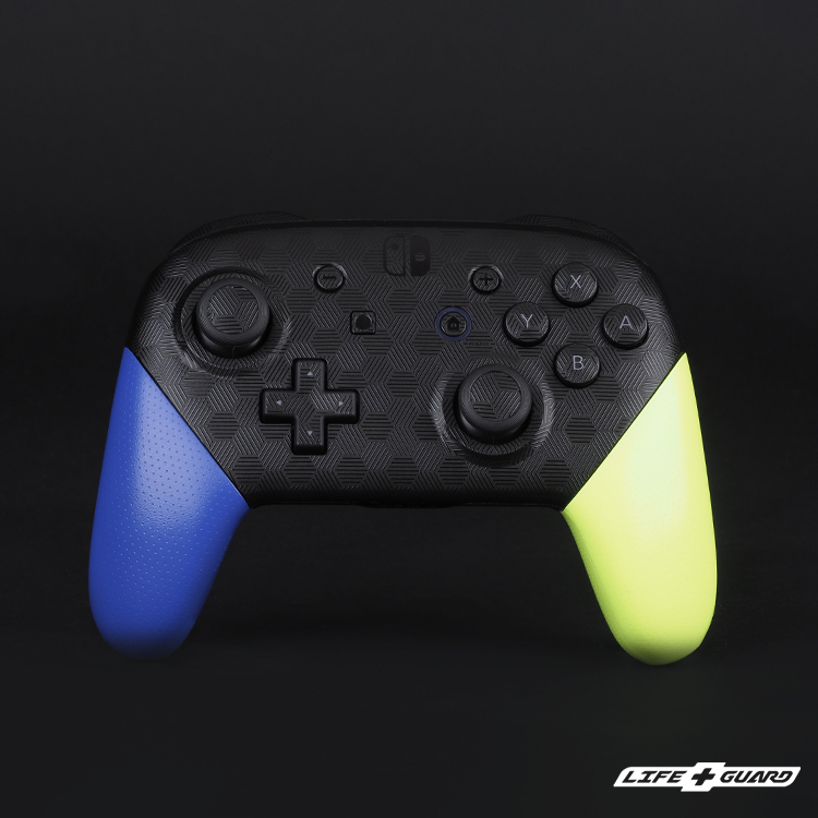 LIFE+GUARD Nintendo Switch PRO 貼膜展示圖，LIFE+GUARD 風格設計