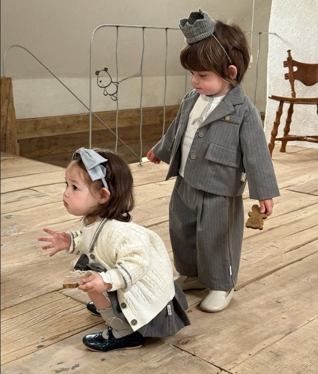 BYB07SE258GY直紋灰色紳士2件套