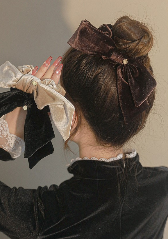 [2 FOR RM10] Vintage French Velvet Scrunchies