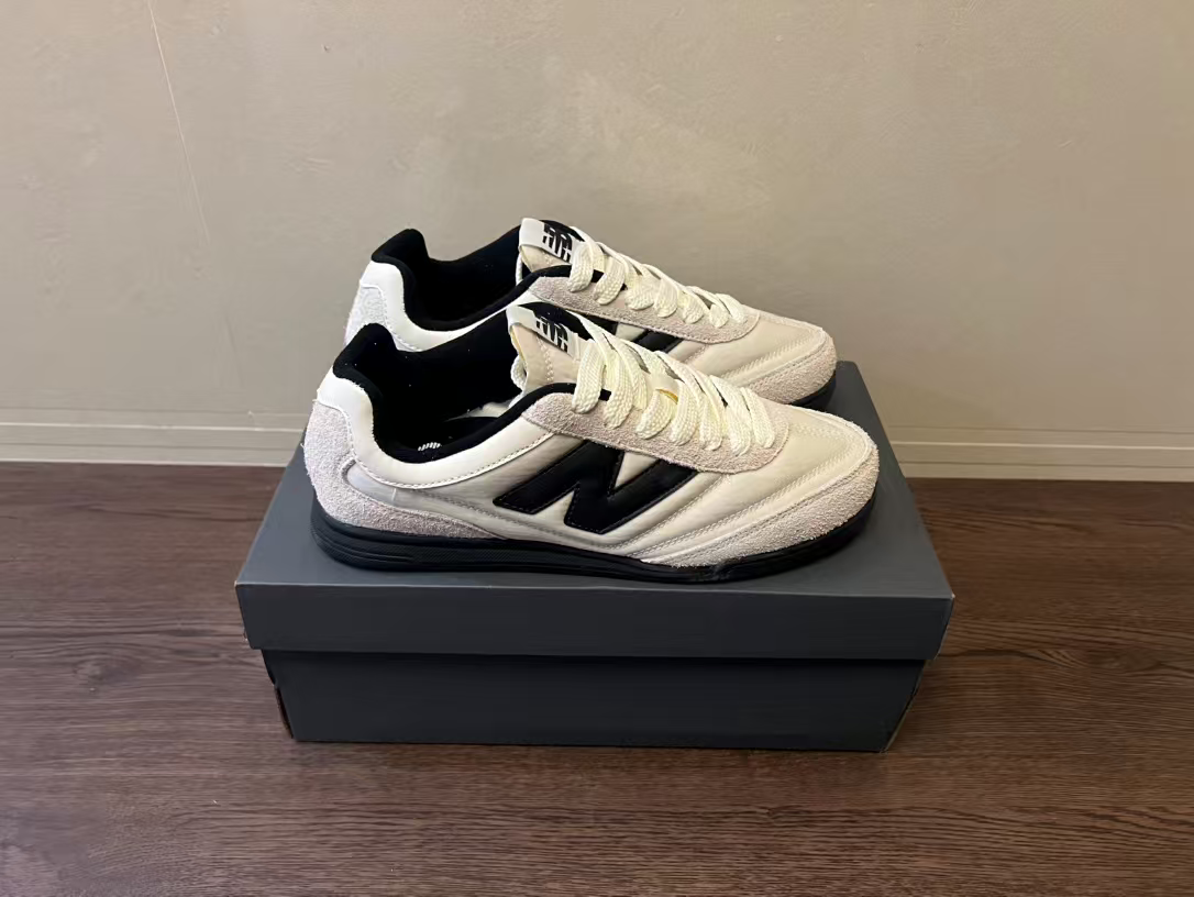 NB 經典復古款 運動休閒鞋 RC42 (附黑白logo鞋帶)