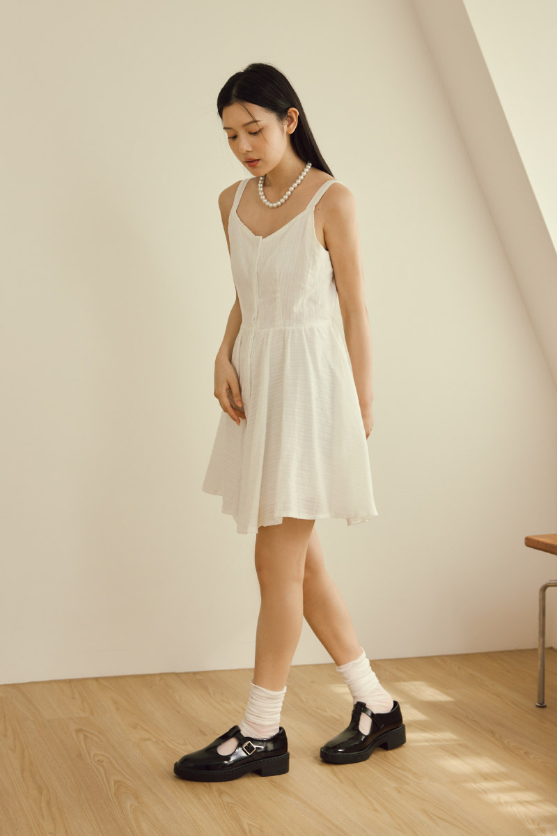 造型直條紋傘襬背心洋裝