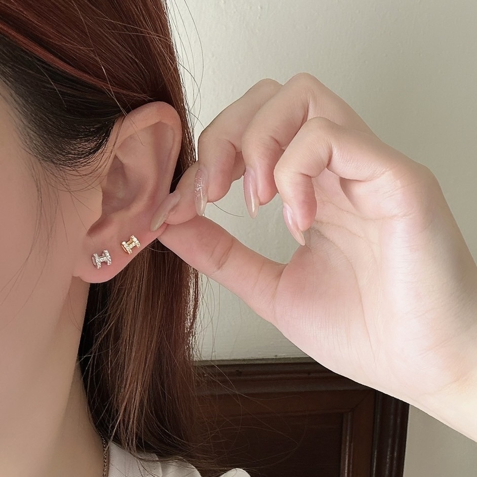 滿鑽字母H純銀鎖針