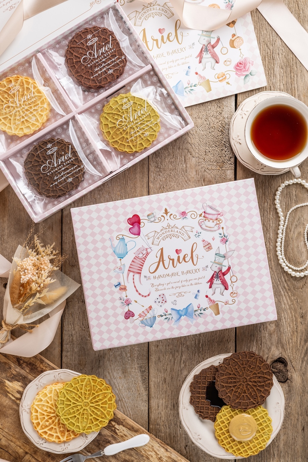 愛莉兒綜合夾心蕾絲餅禮盒 八入