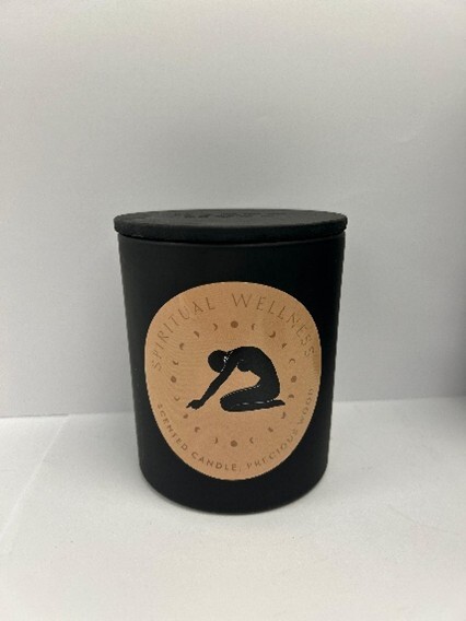 North Muse Scented Candle  Precious Wood 440g