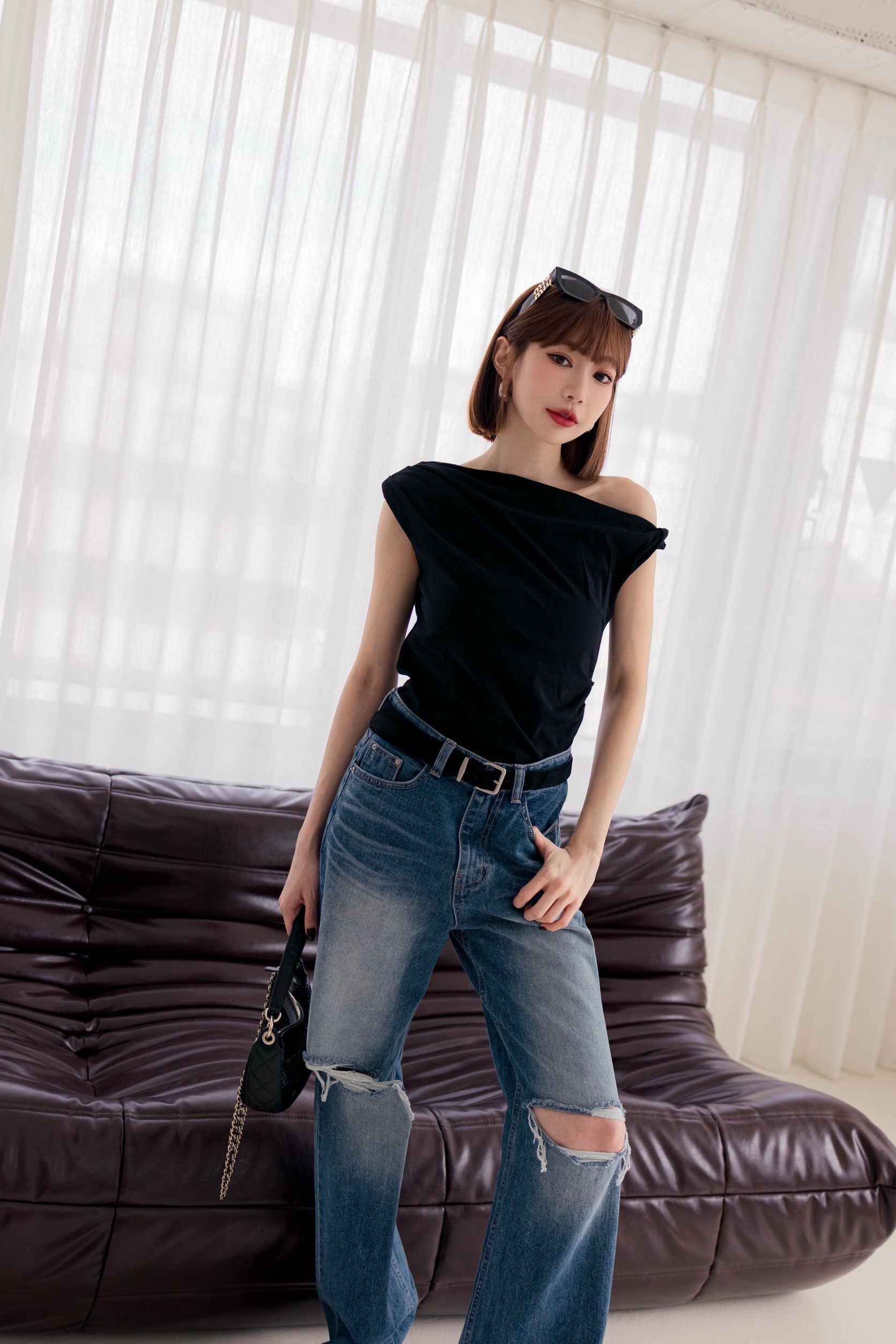 （現貨）#C08不規則抓皺扭結上衣(黑/白/灰)