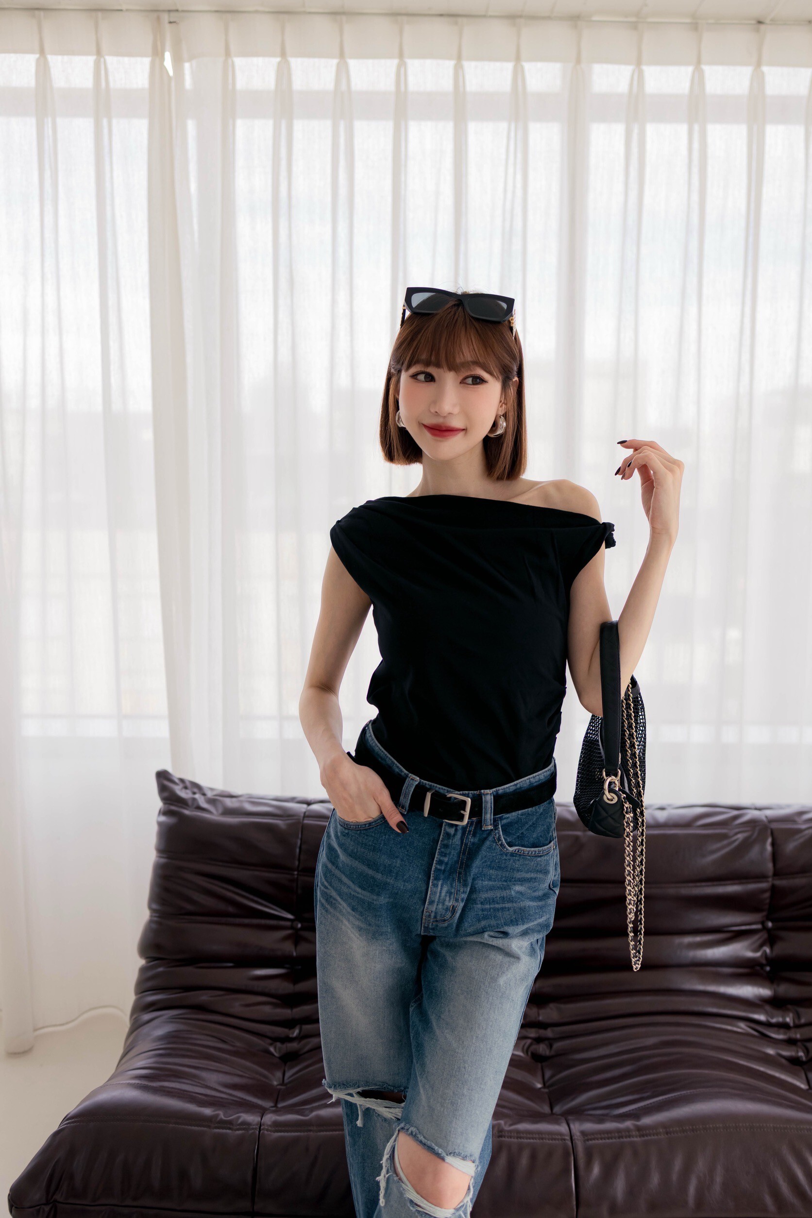 （現貨）#C08不規則抓皺扭結上衣(黑/白/灰)