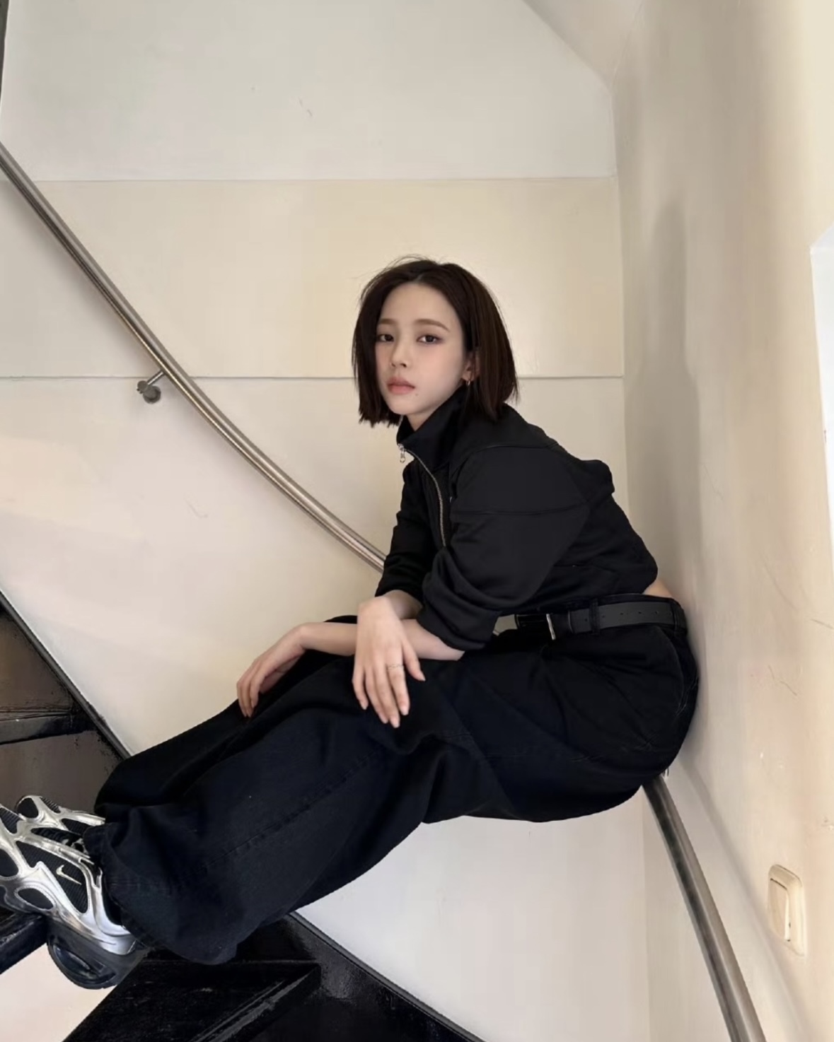 NIKE W NIKE AIR MAX MUSE 金屬黑銀AESPA KARINA同款科技感氣墊厚底