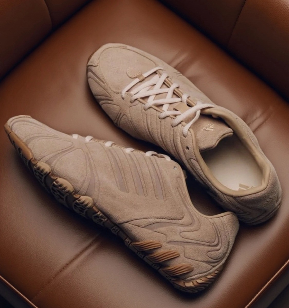 【Focus Store】預購 Adidas Ghost Sprint “Khaki” 卡其色 JS1067