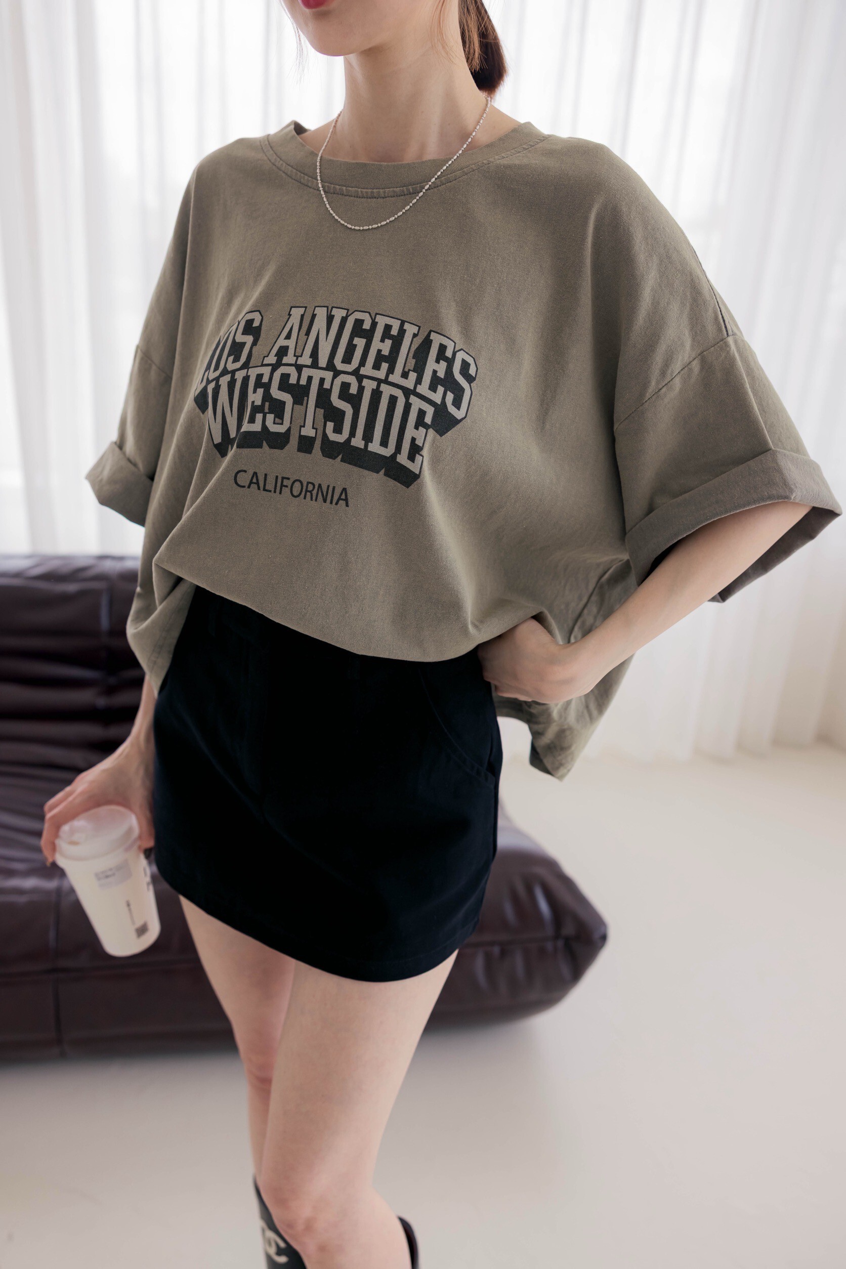 （現貨）#V09 簡約挺版短裙(黑/卡其)