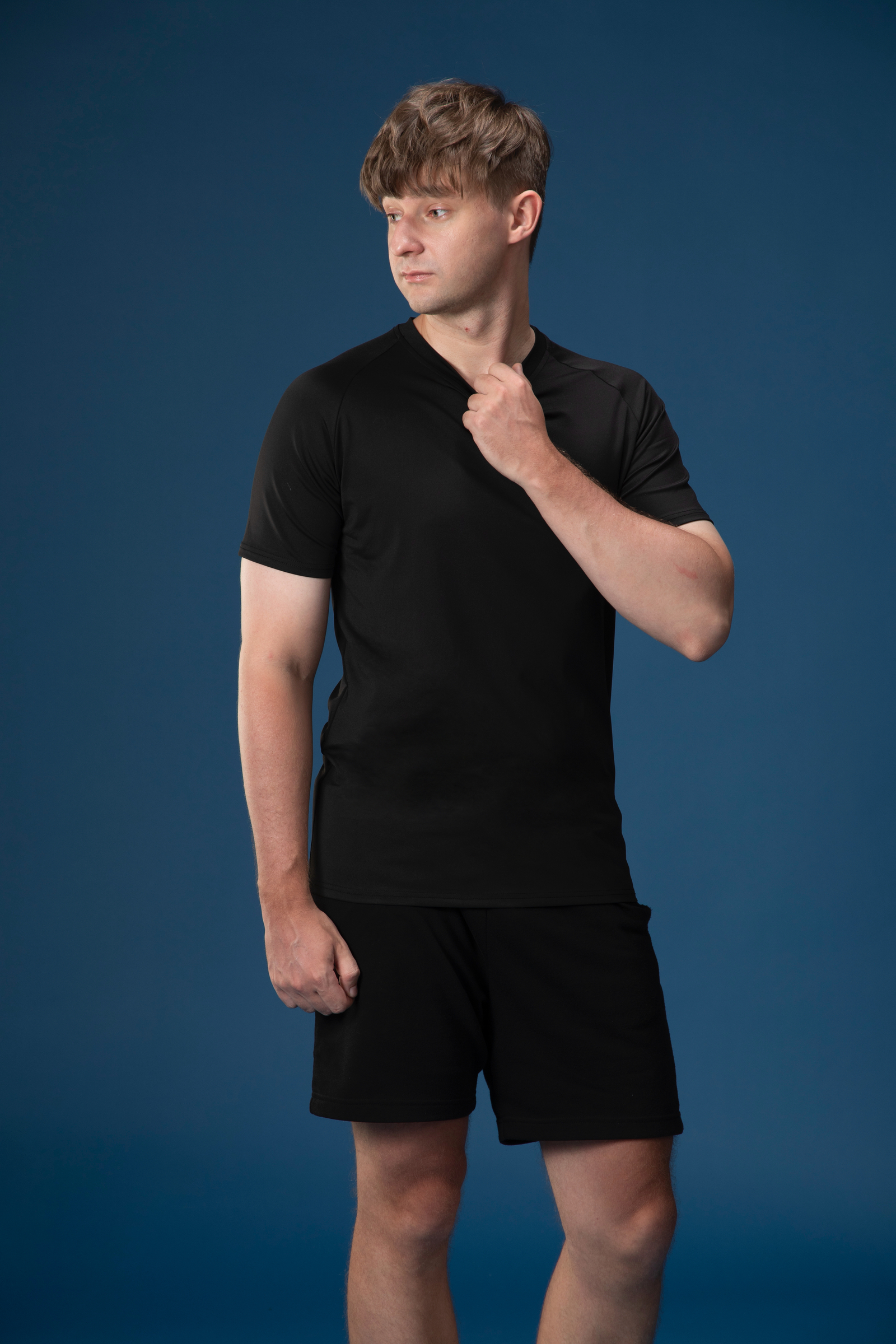 I.M.S素色透氣運動上衣-黑色