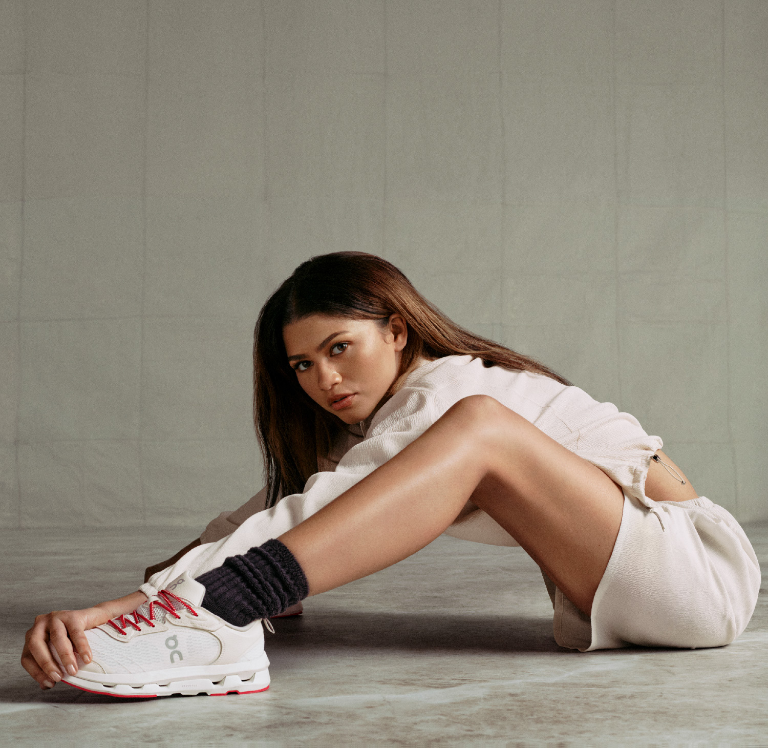 預購┃千黛亞合作款 瑞士 On Cloudzone Moon 慢跑鞋 白紅 米白