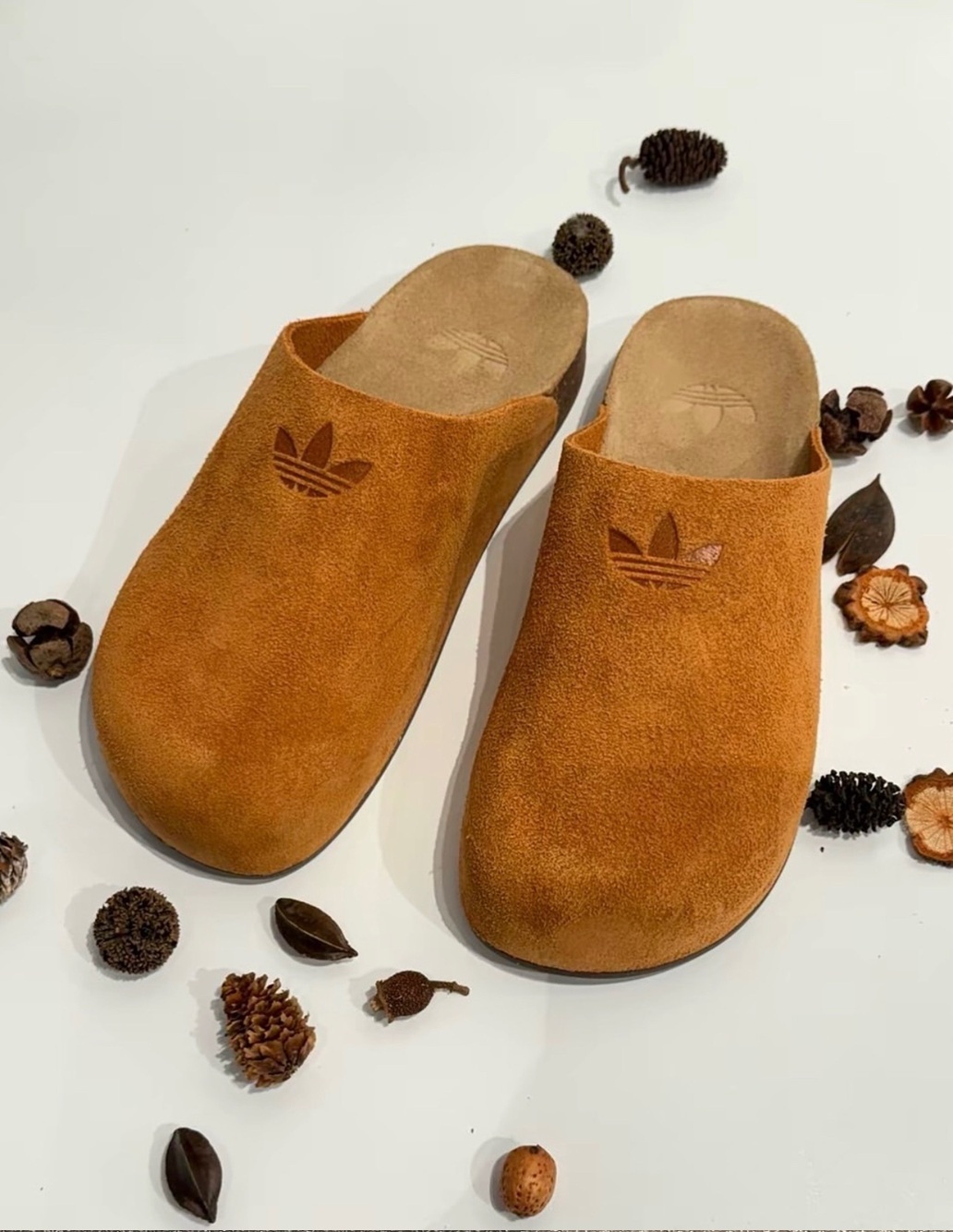 [預訂] Adidas ADIMULE Slides | Rust Orange