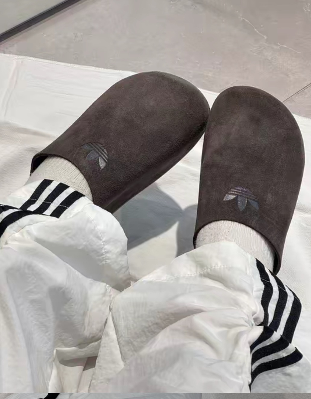 [預訂] Adidas ADIMULE Slides | Dark Brown