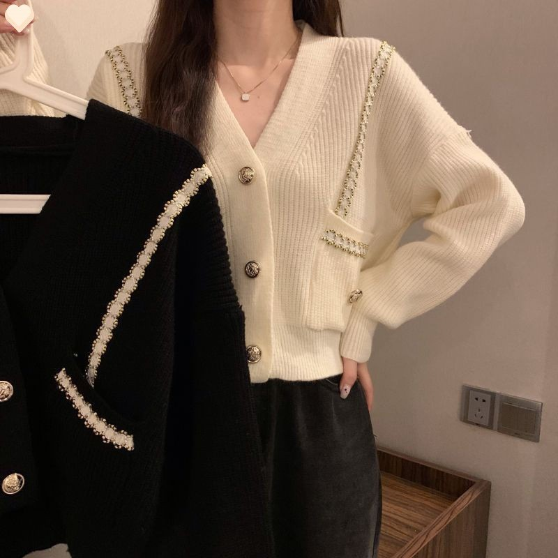 Casual Chanel-Inspired Cropped Knit Cardigan