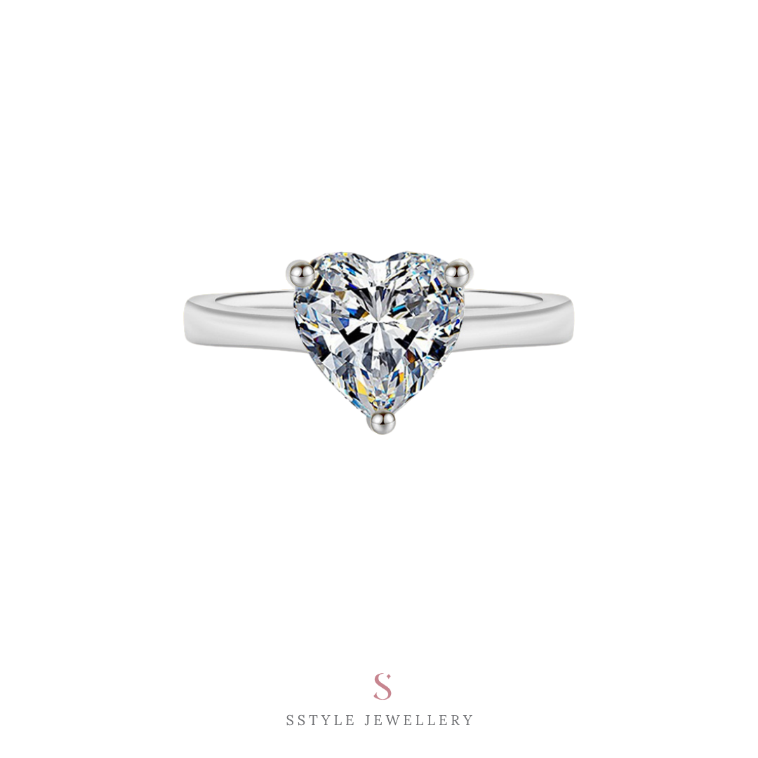 Alma moissanite rings