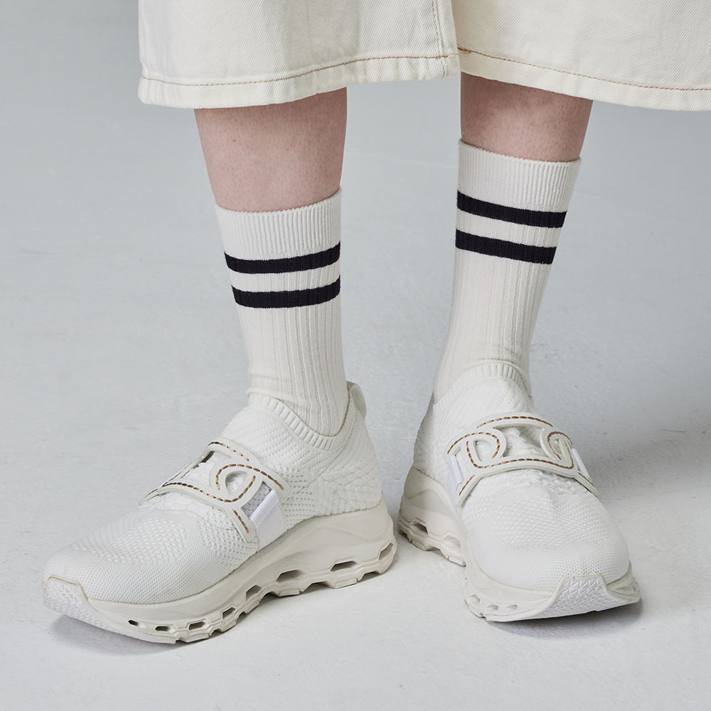 蒙布朗 飛織 蜂巢彈力鞋(白)