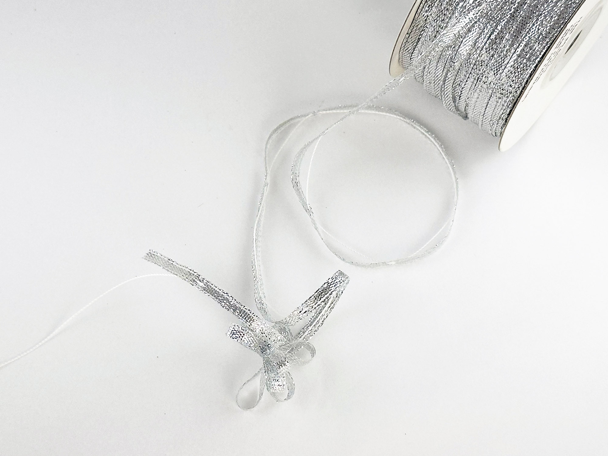 細版銀光拉花帶_3mmx100碼_可拉成迷你小球_絕版Outlet