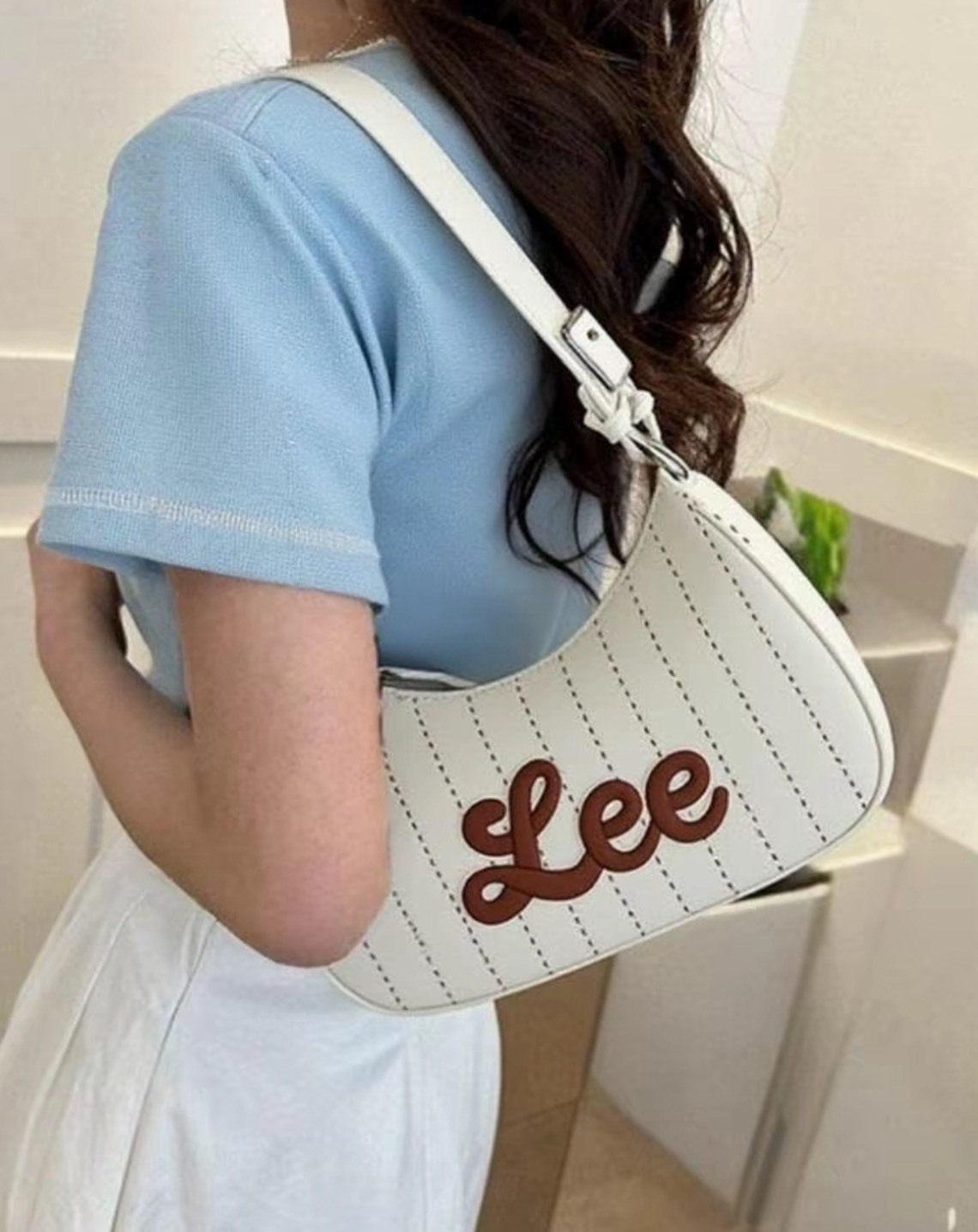 < 限時接單 > 公主禮物 Lee最新款 條紋腋下包