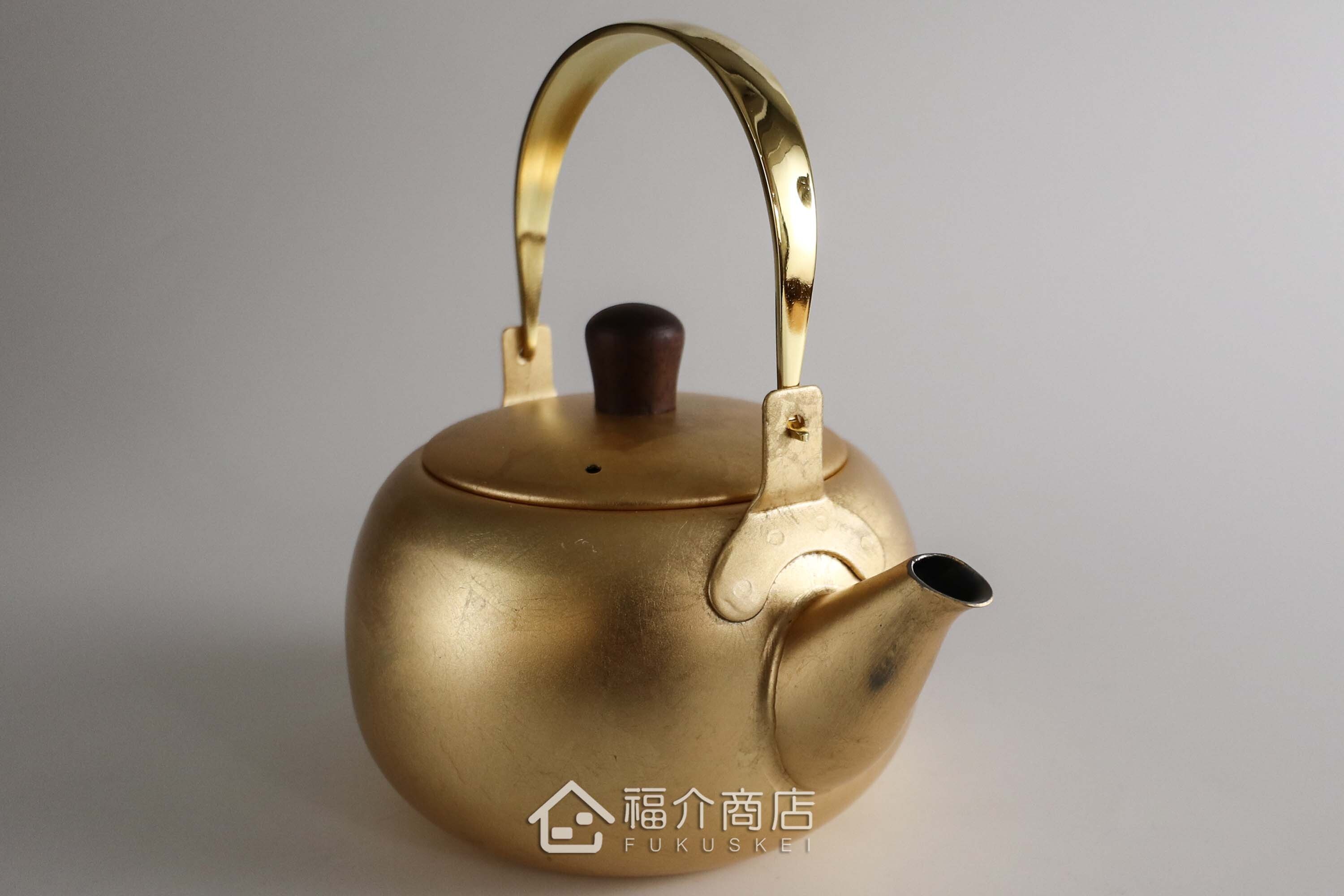 泡茶用的金箔色不鏽鋼材質泡茶壺