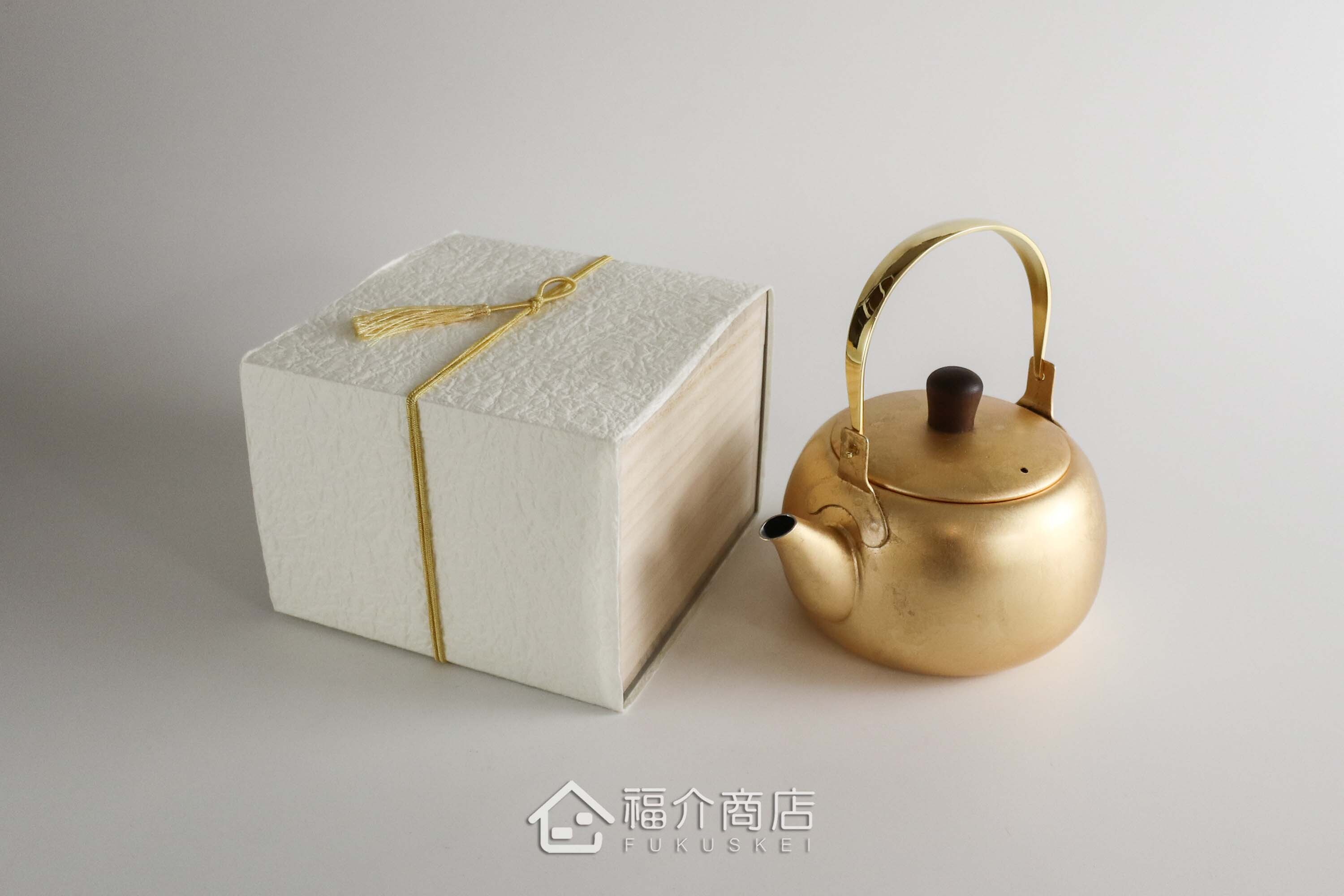 泡茶用的金箔色不鏽鋼材質泡茶壺