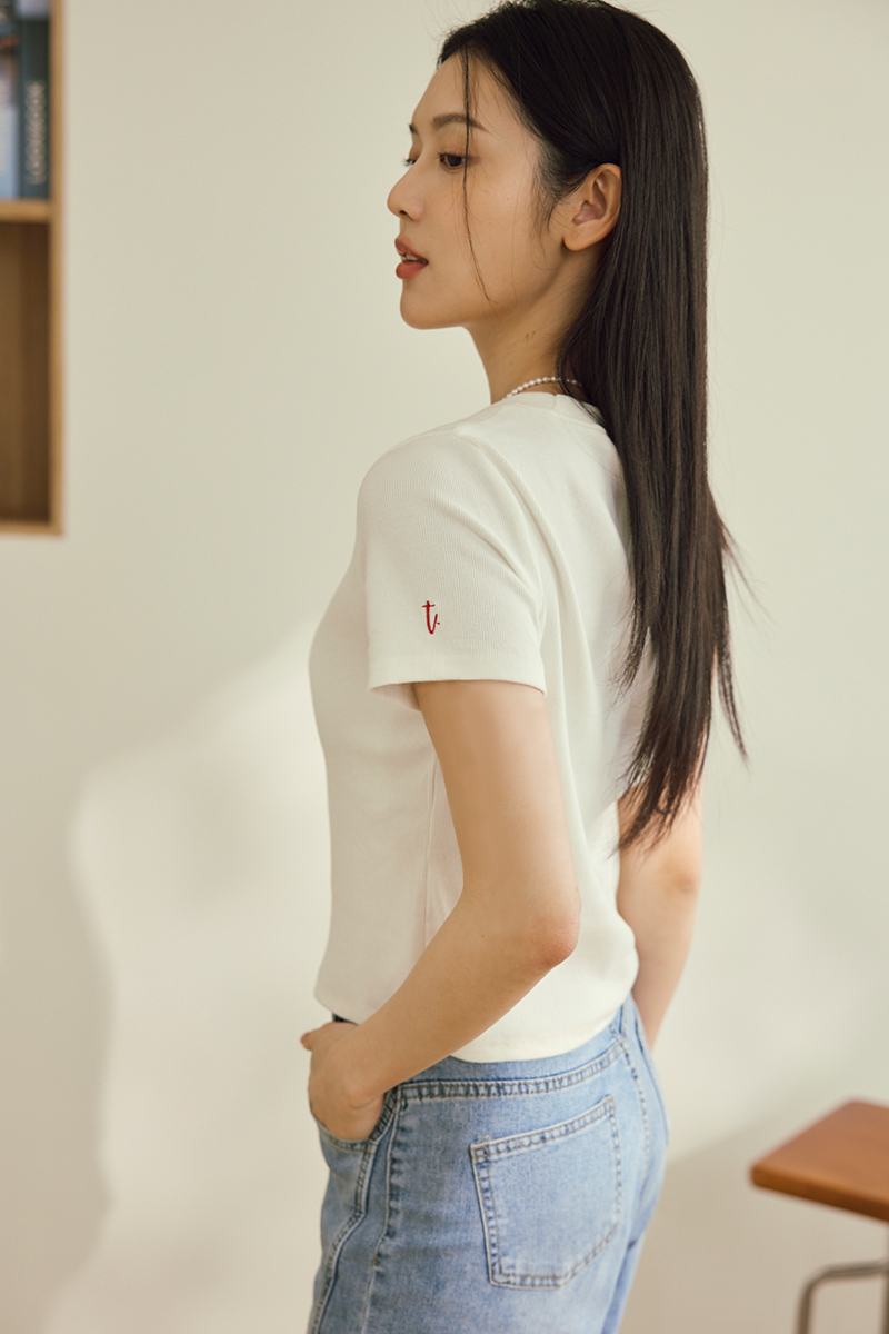 手袖字母刺繡坑條上衣