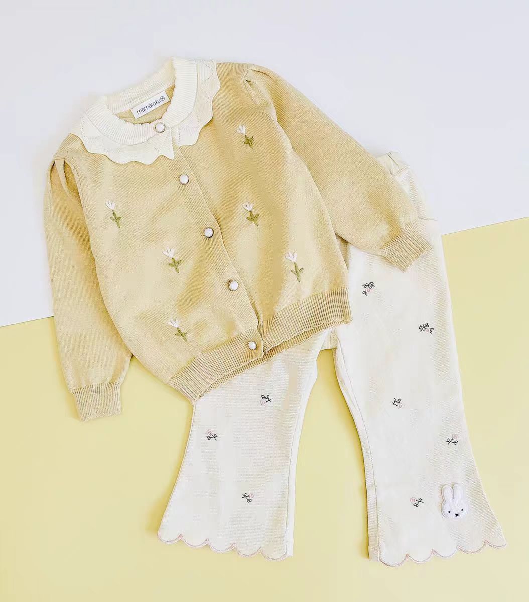 𝐌𝐚𝐦𝐚𝐫𝐚𝐤𝐮 小花刺繡針織外套