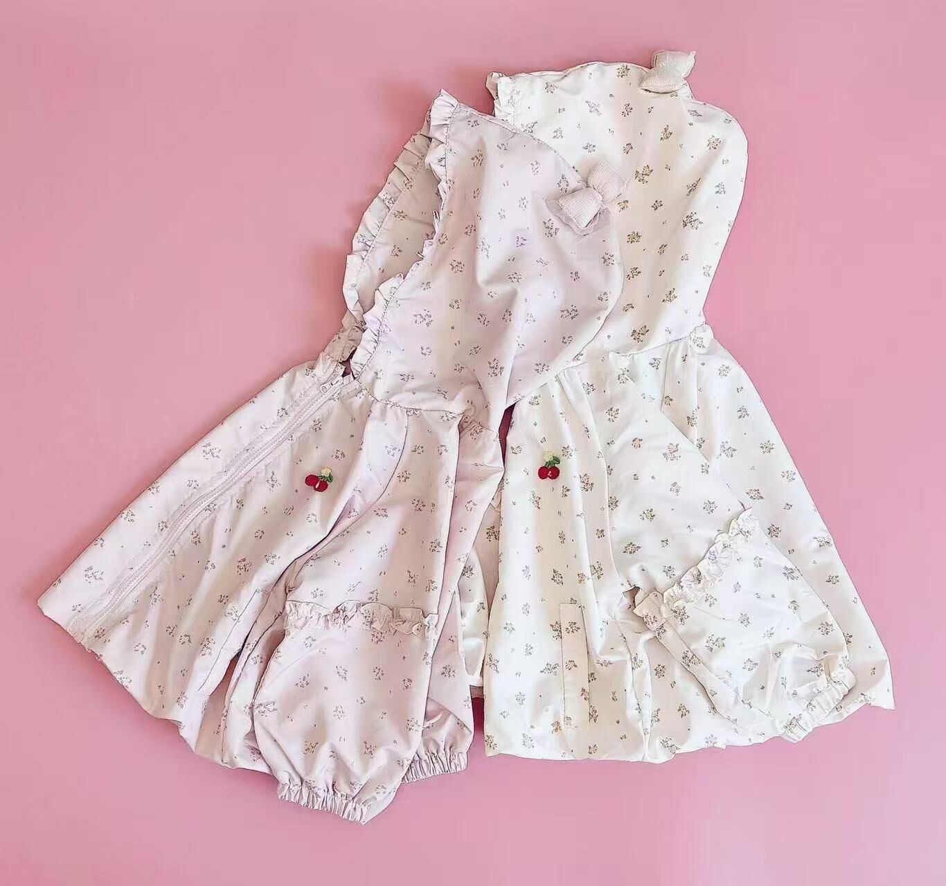 𝐌𝐚𝐦𝐚𝐫𝐚𝐤𝐮 櫻桃風衣外套