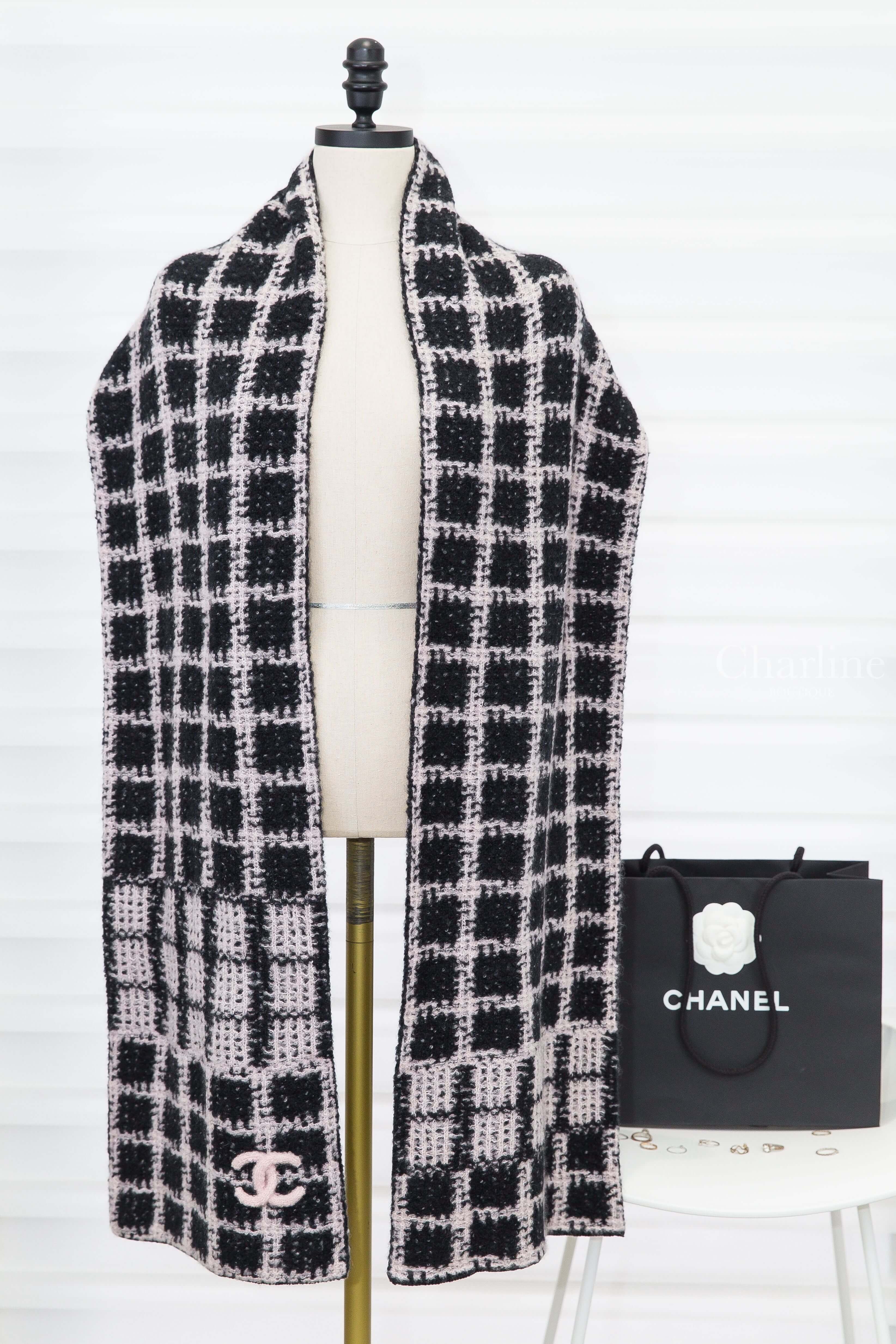 Chanel Scarf 黑色/粉色格紋立體粉色CC喀什米爾混羊毛混絲圍巾-Charline Boutique 精品代購