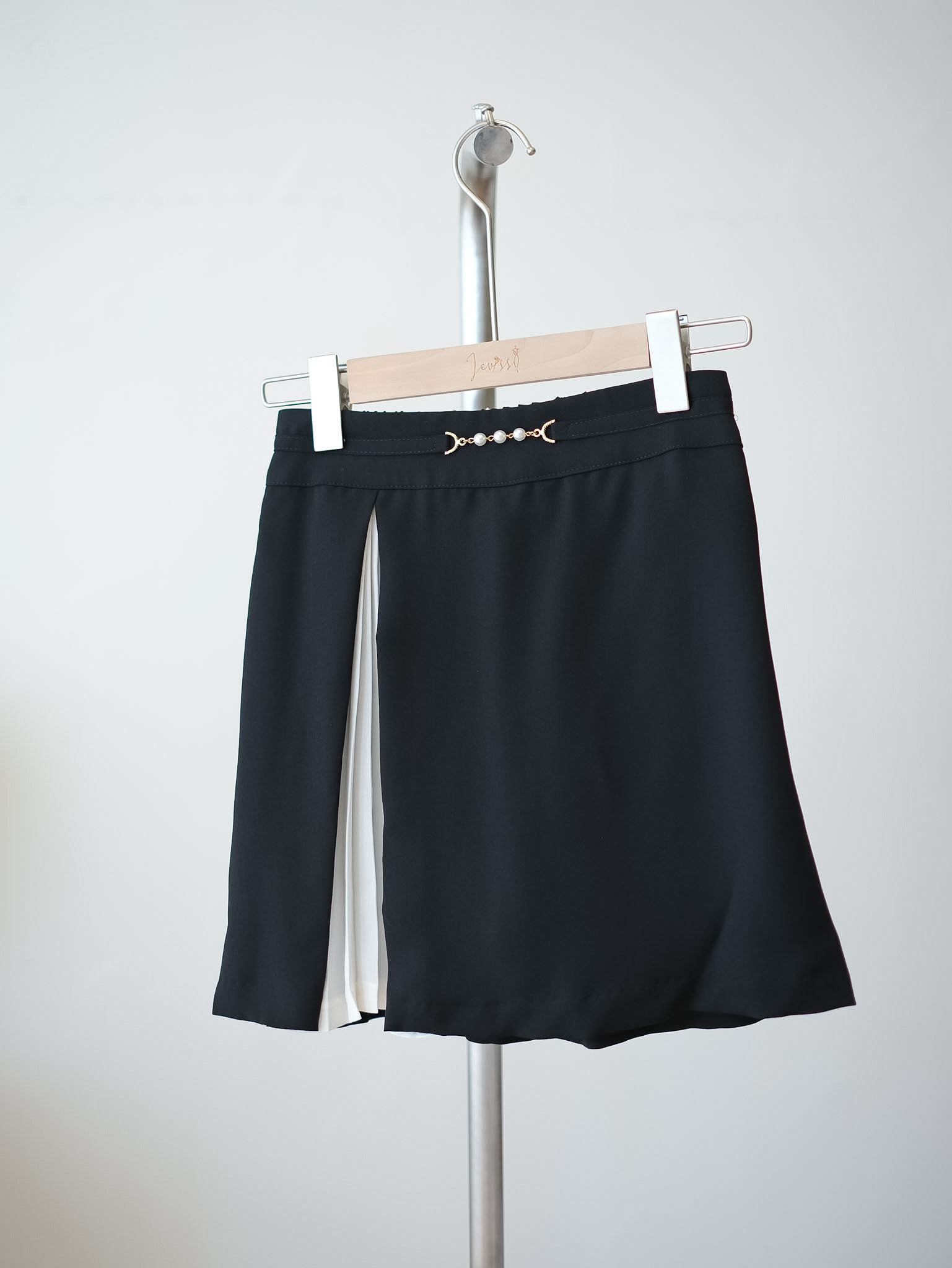 SALE199**