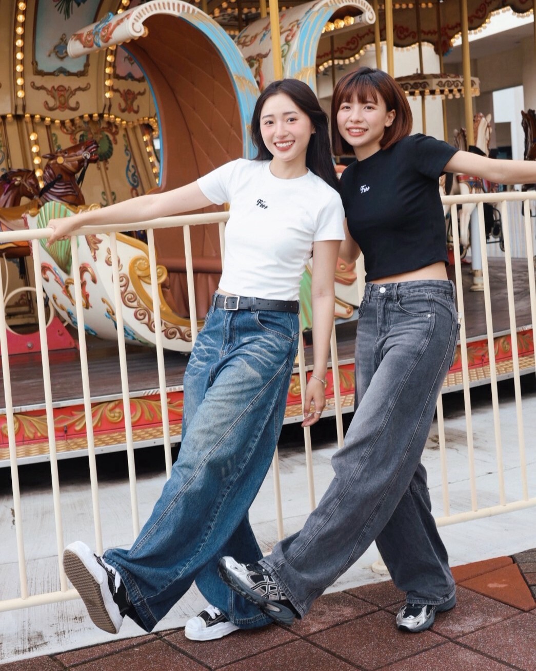 （現貨）FASHIONJUMP FFF Embroidery Crop Top 刺繡FFF 短版tee