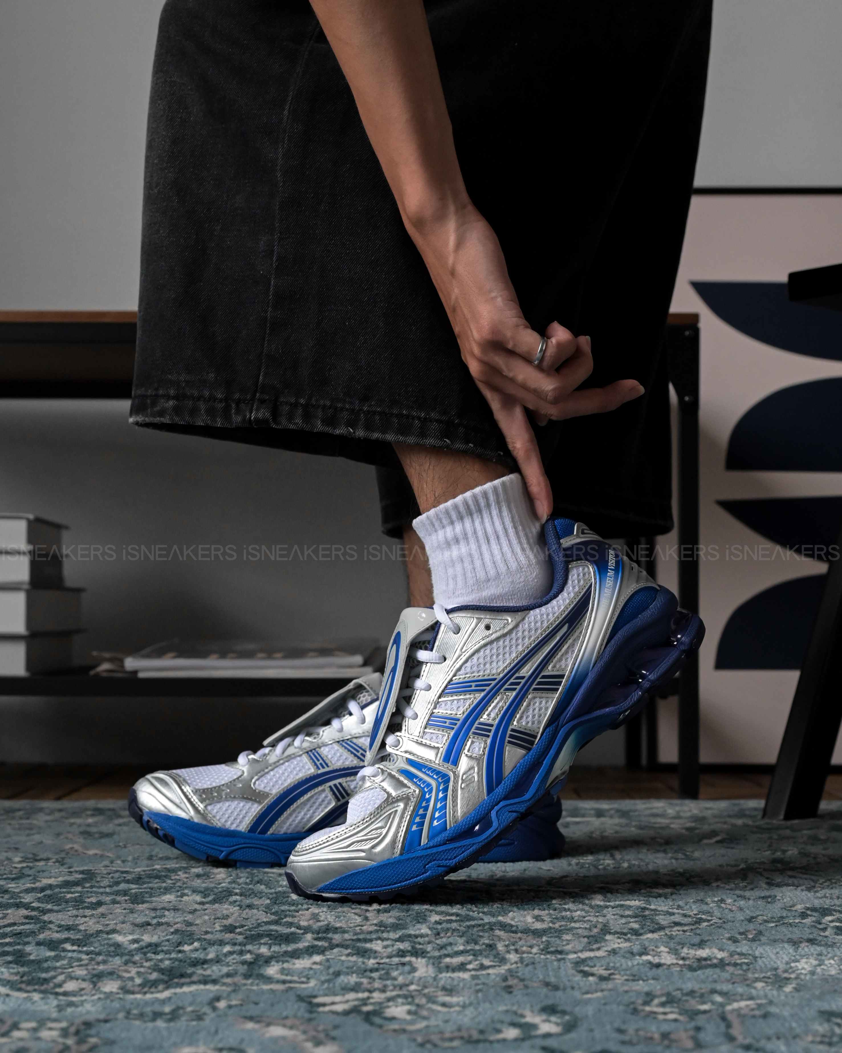 iSNEAKERS｜The Museum Visitor x Asics Gel-Kayano 14 "Silver Blue" 藍銀漸層 1203A528-020
