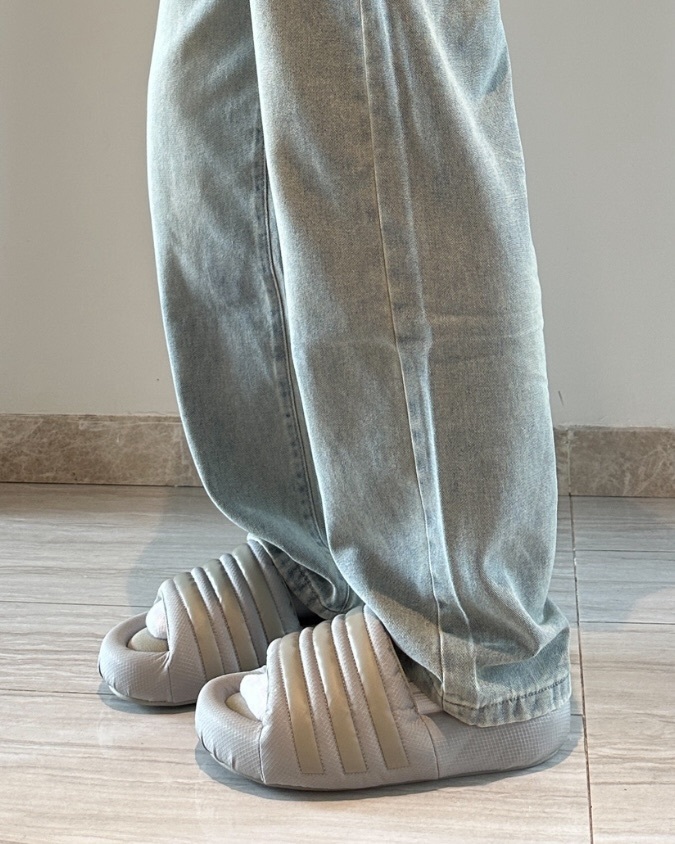 Adidas Adilette 24 三線 舒適 麵包 雲朵 拖鞋 灰