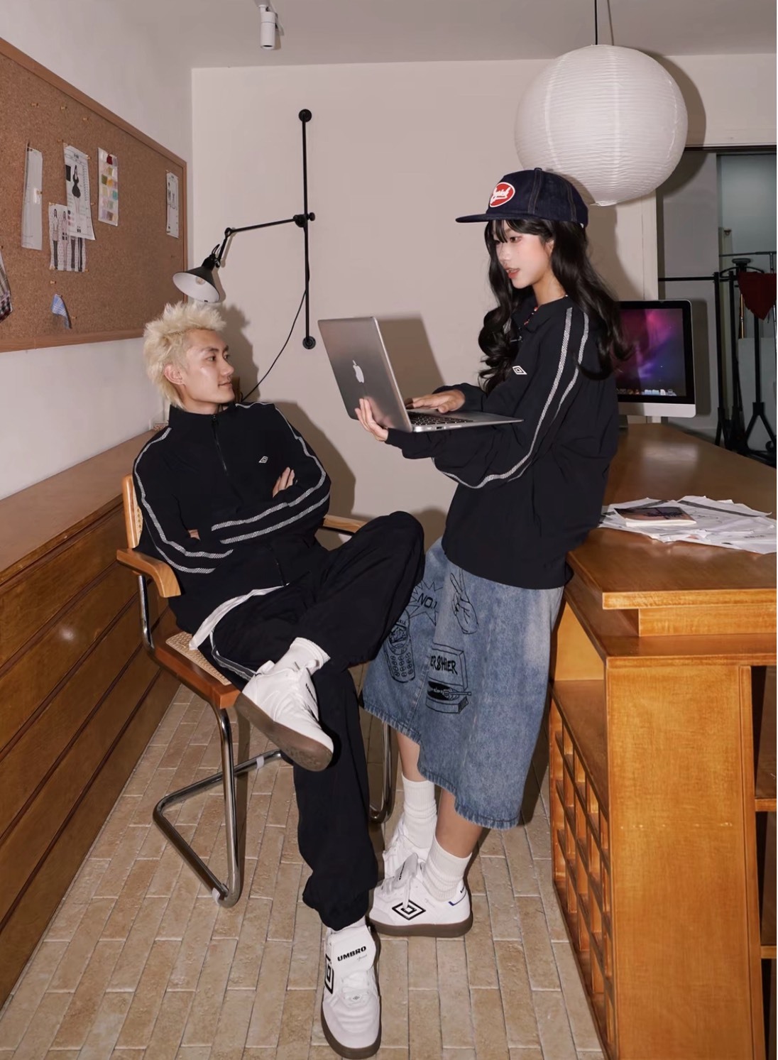 UMBRO 茵寶情侶外套の戀愛保暖計劃 🖤🤍 75D錦氨四面彈 復古圈邊線 梭織長袖薄外套 男女同款 運動休閒夾克 Aug25