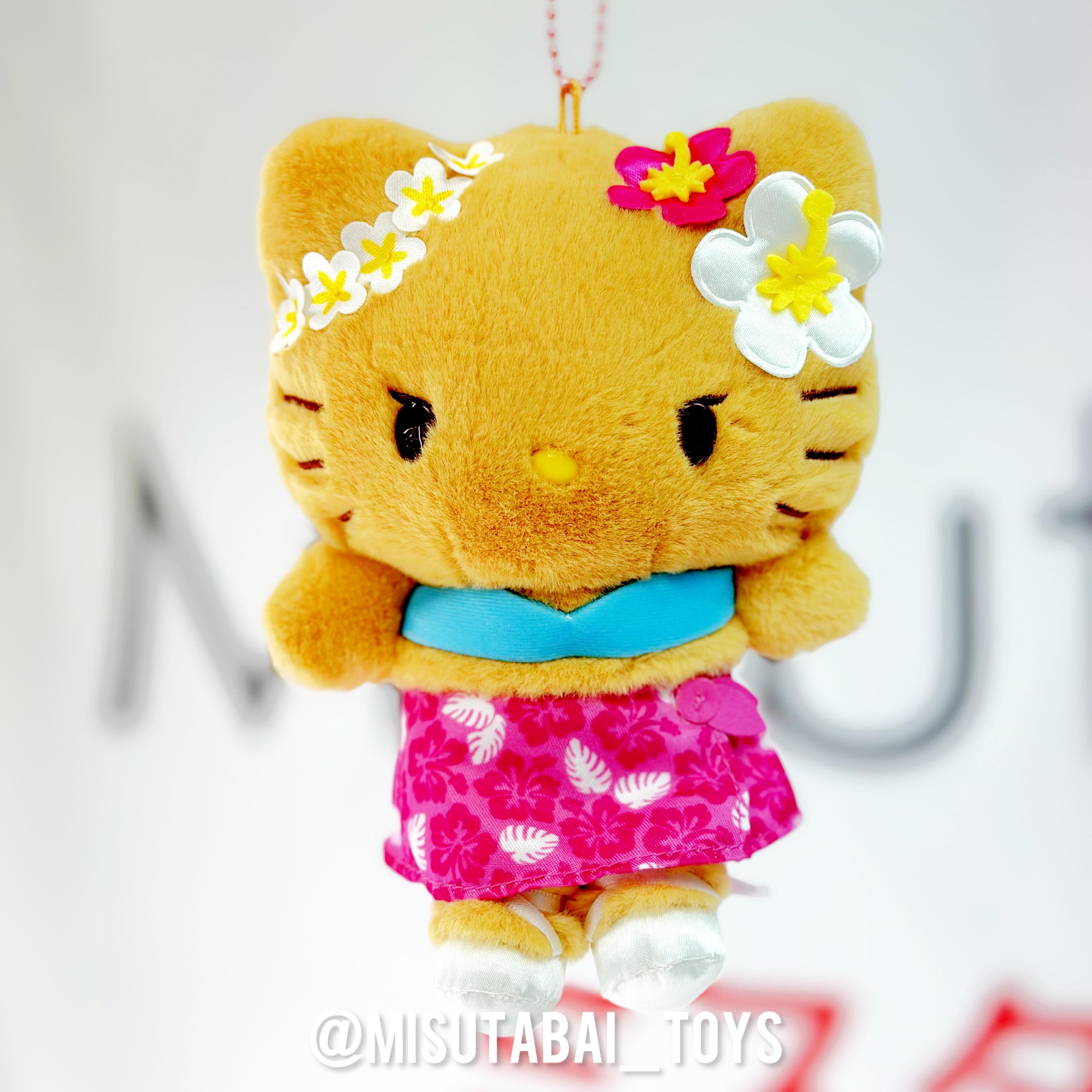 Sanrio Hello Kitty 黑皮夏威夷系列 粉紅色裙掛鉤公仔