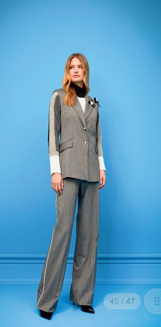 Clips 顯瘦長版背心(附別針)