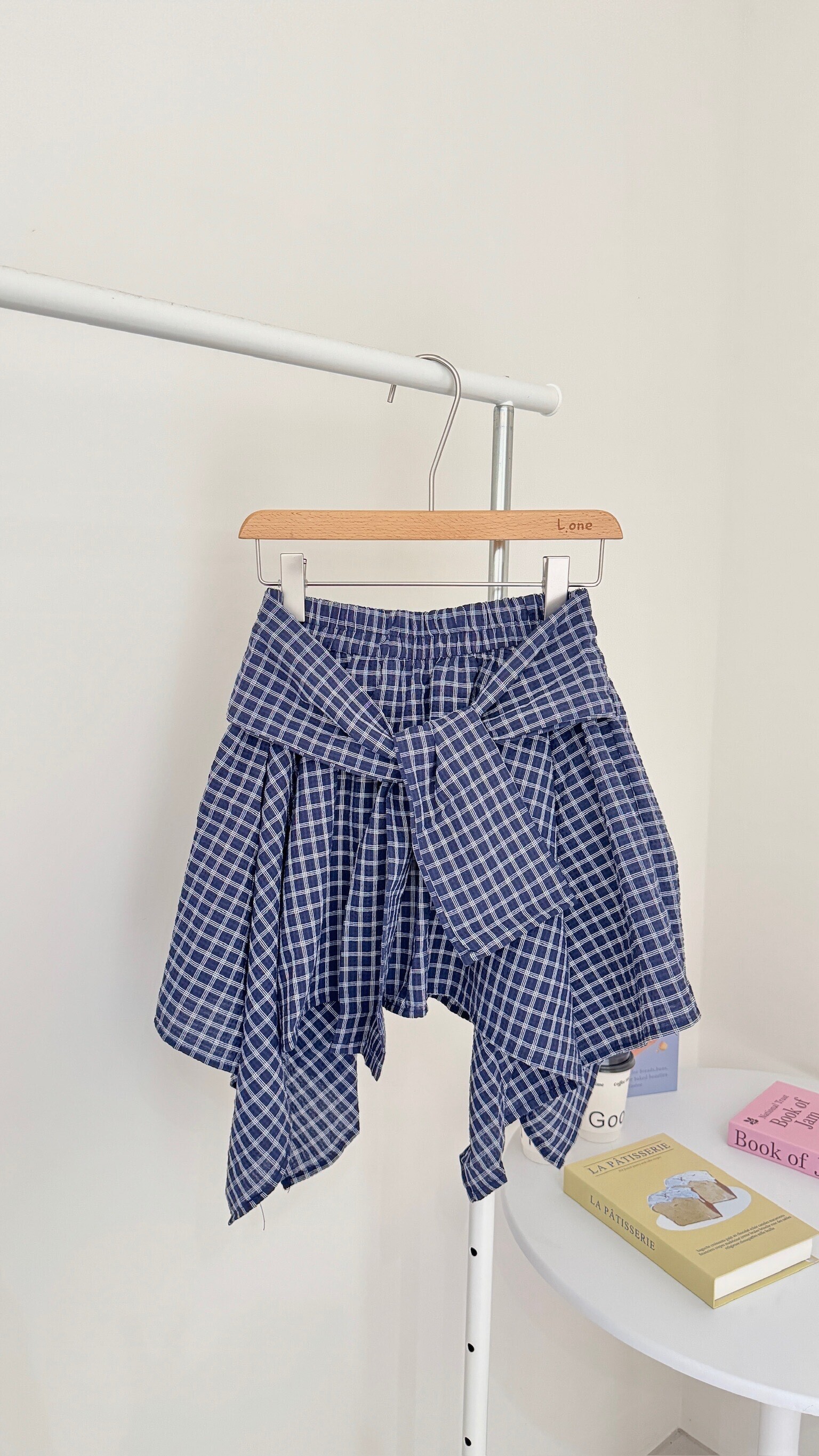 格紋不規則下擺綁帶短裙