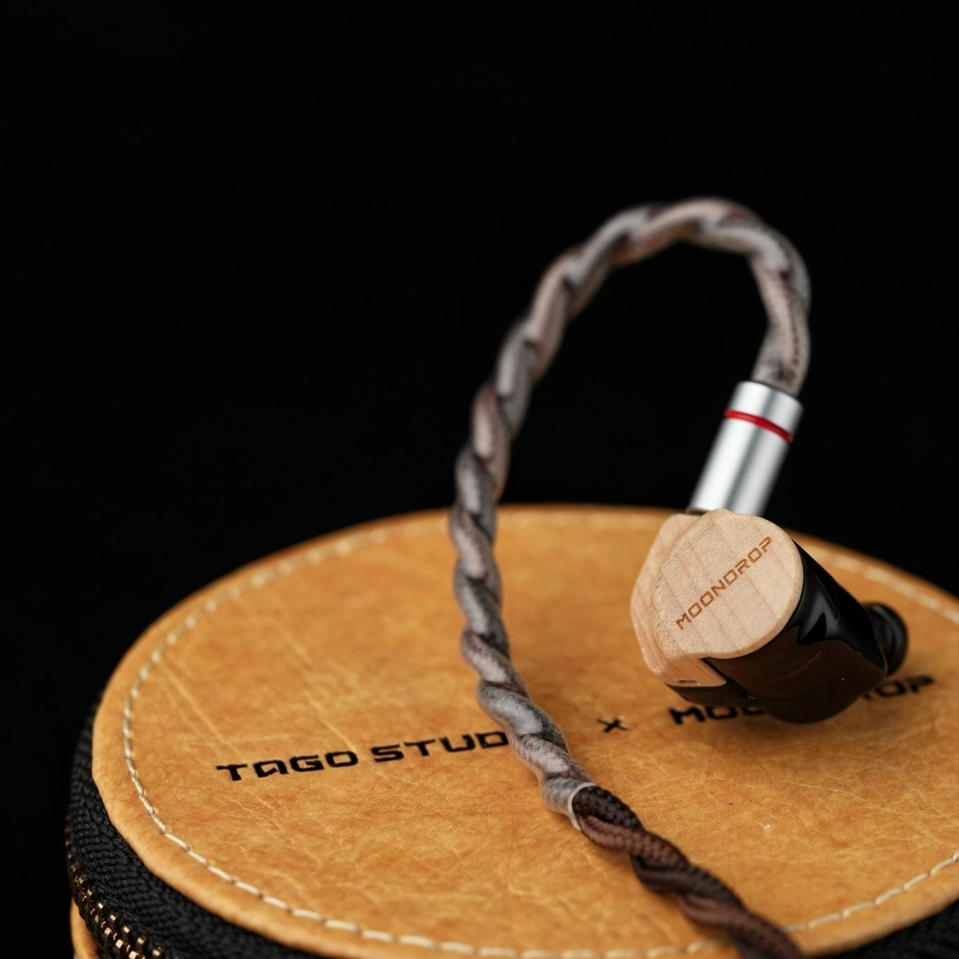 Moondrop。TAGO STUDIO Harmon-SP 和鳴入耳式耳機