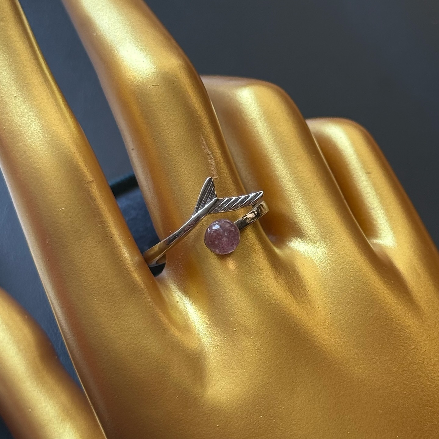 [原石] 草莓晶 人魚戒指 水晶戒指