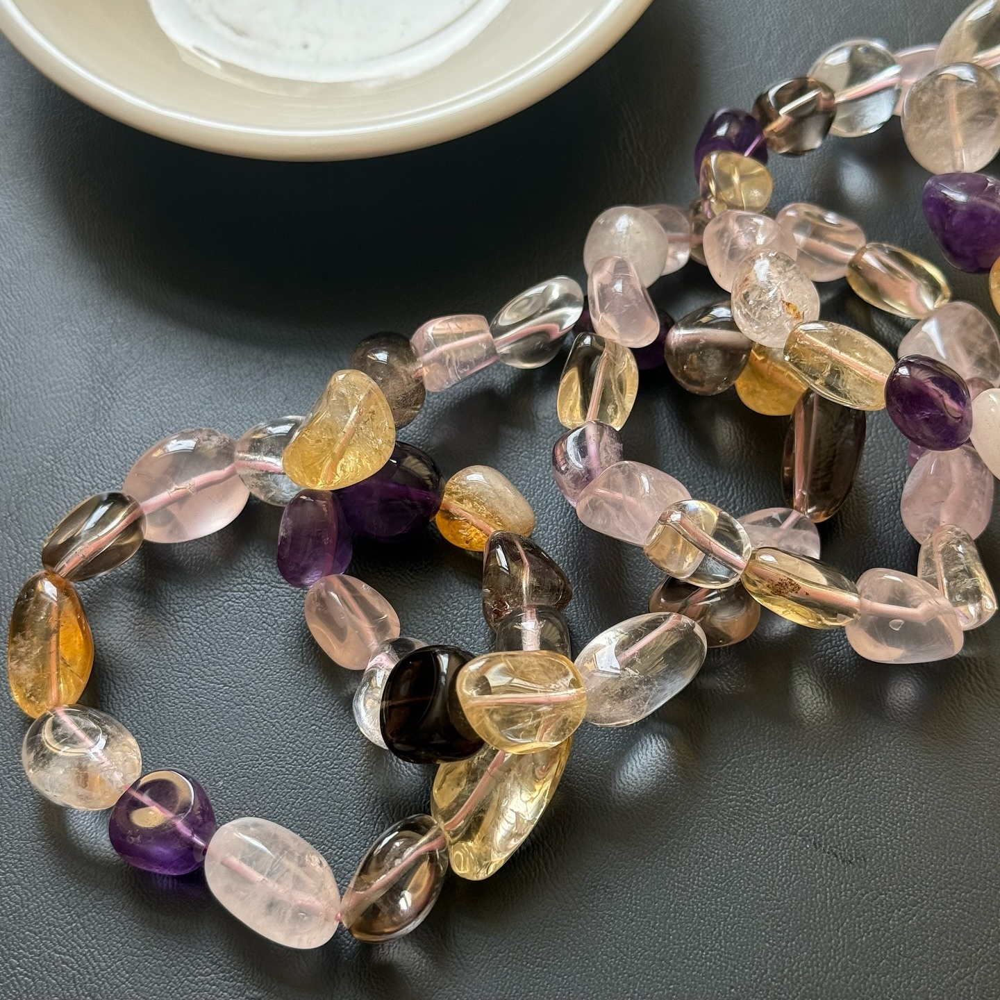 [原石] 紫水晶+黃水晶+粉晶+茶晶+白水晶 不規則形水晶手串